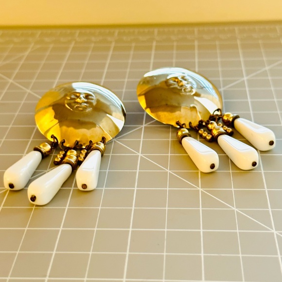 Vintage Modernist Statement Earrings & MCM Necklace - Picture 4 of 16